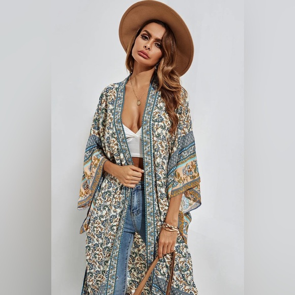 WORLD MARKET Floral Kimono with Blue and Tan Accents - Picture 13 of 17